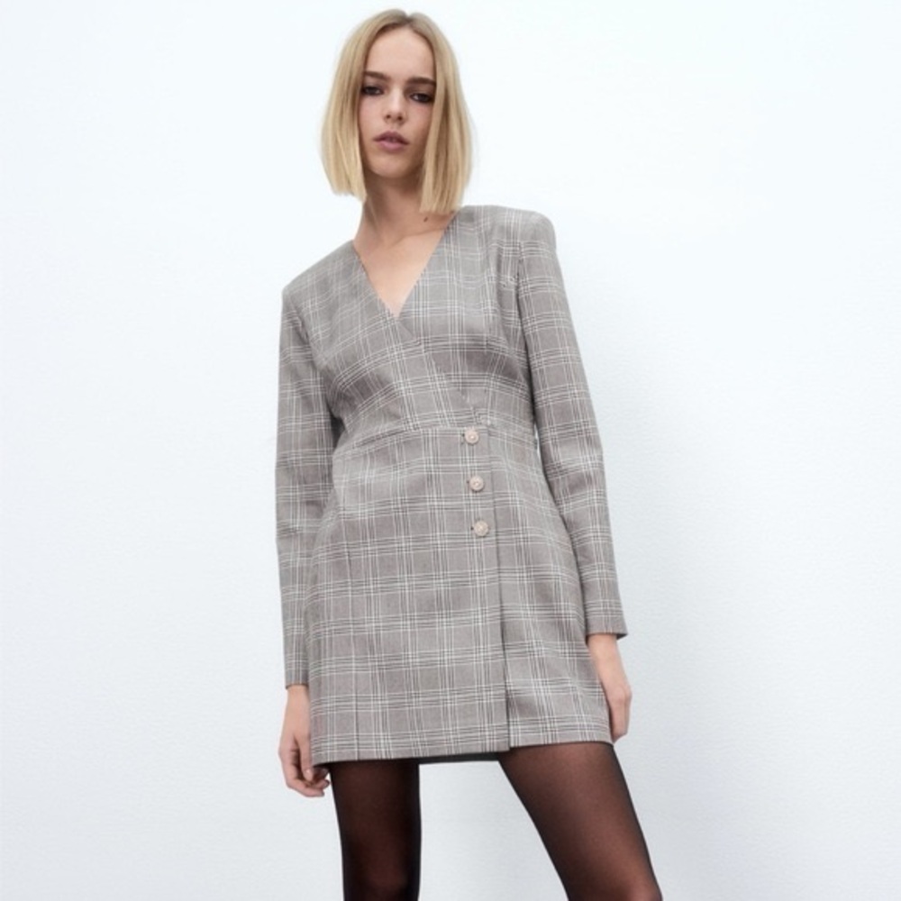 ✨ Zara Women’s Black/White Plaid Blazer Mini Dress ✨